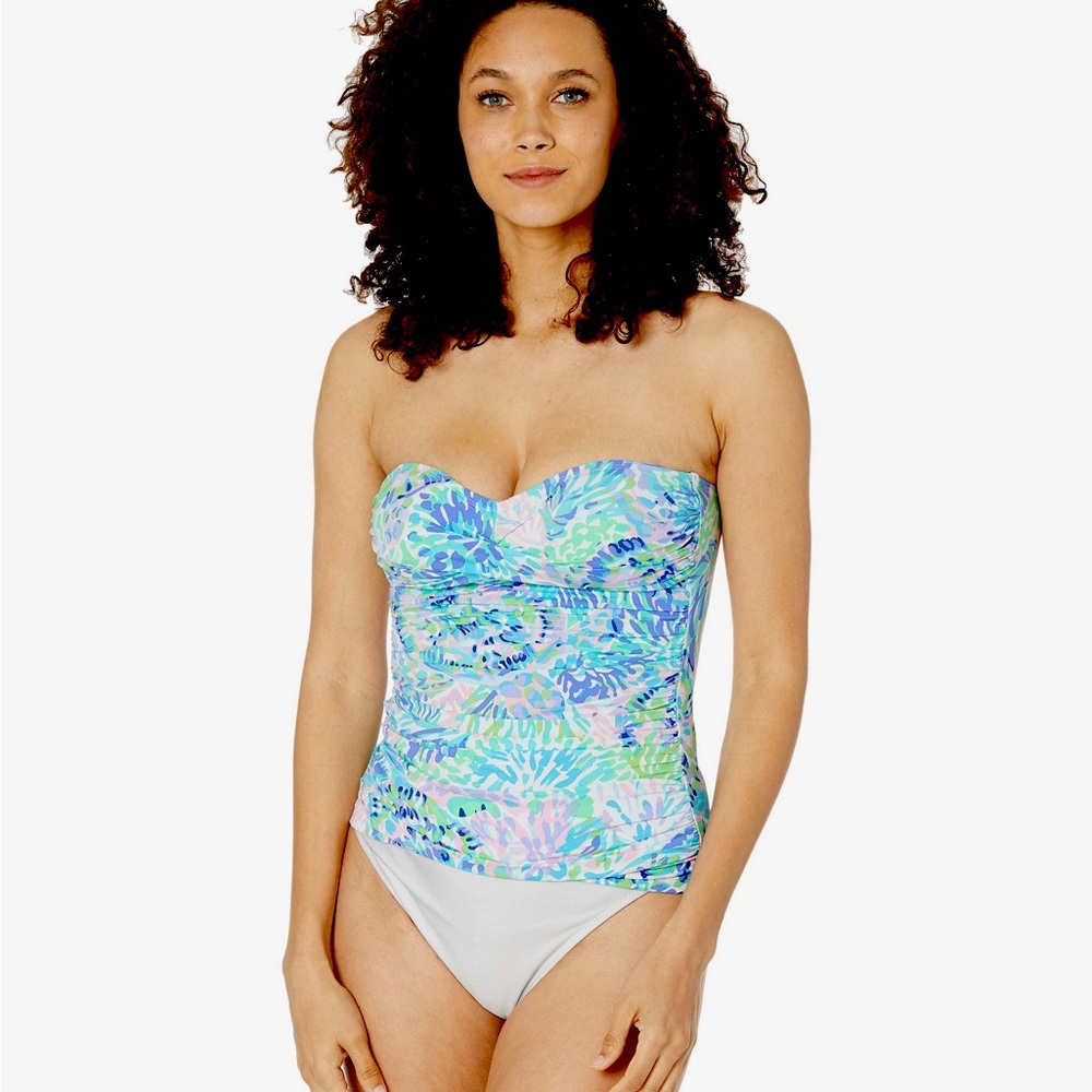 Lilly Pulitzer Strapless bathing suit top in Multi Shell of a Party print 🐚